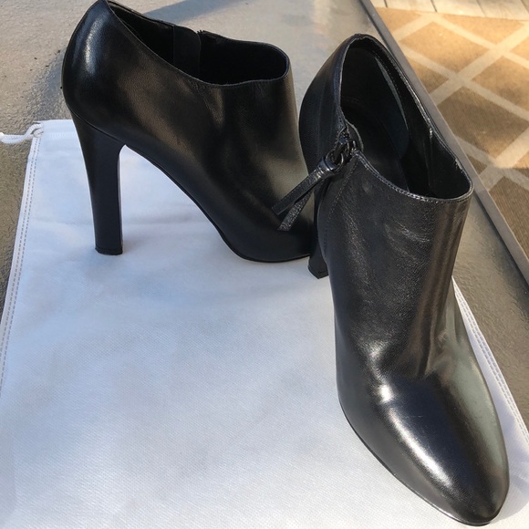 Ralph Lauren Boots - Picture 2 of 4